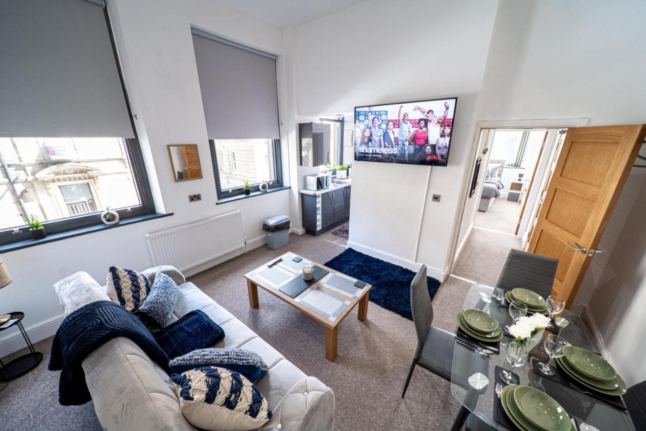 Cozy 1-Bedroom Apartment In The Heart Of Barnsley Town Centre エクステリア 写真
